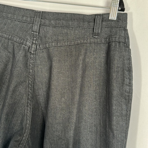 Simon Chang Black Straight Jeans - Picture 7 of 8